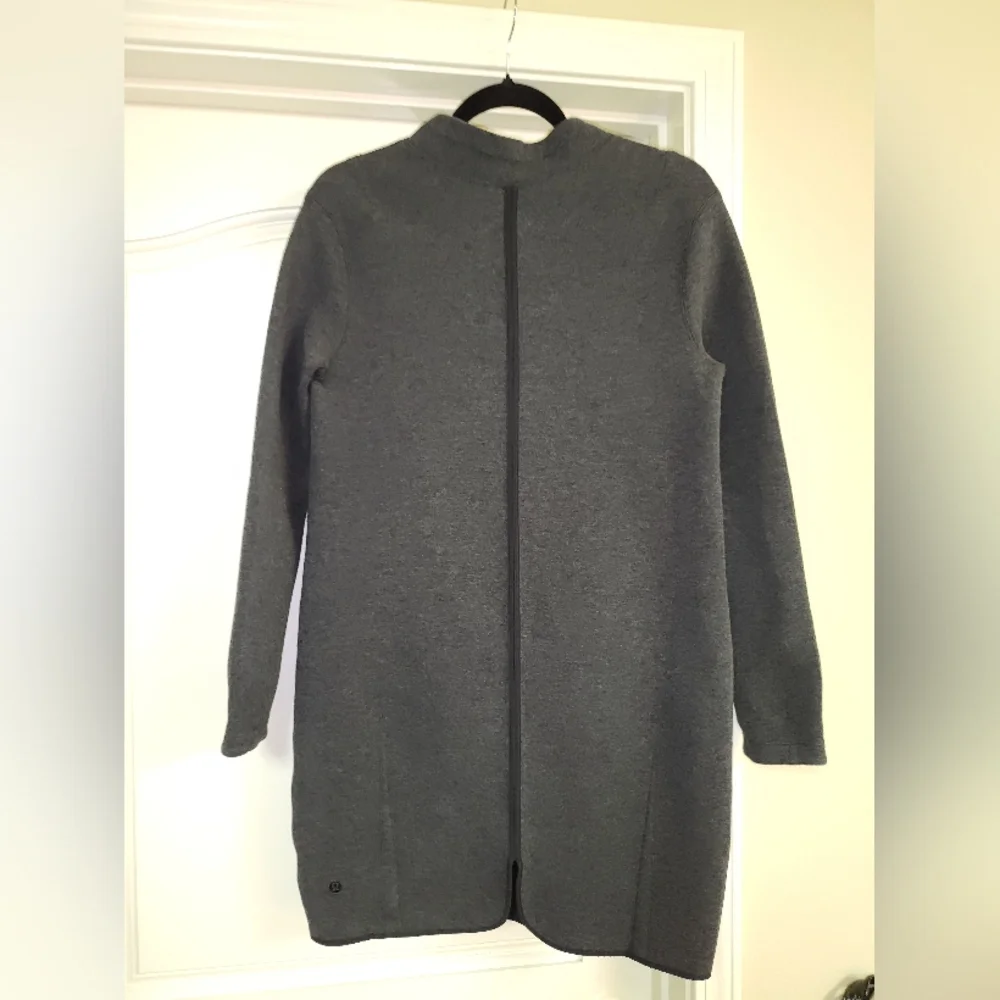 Lululemon Heathered Black City Bound Dress Size 6 - Picture 13 of 14